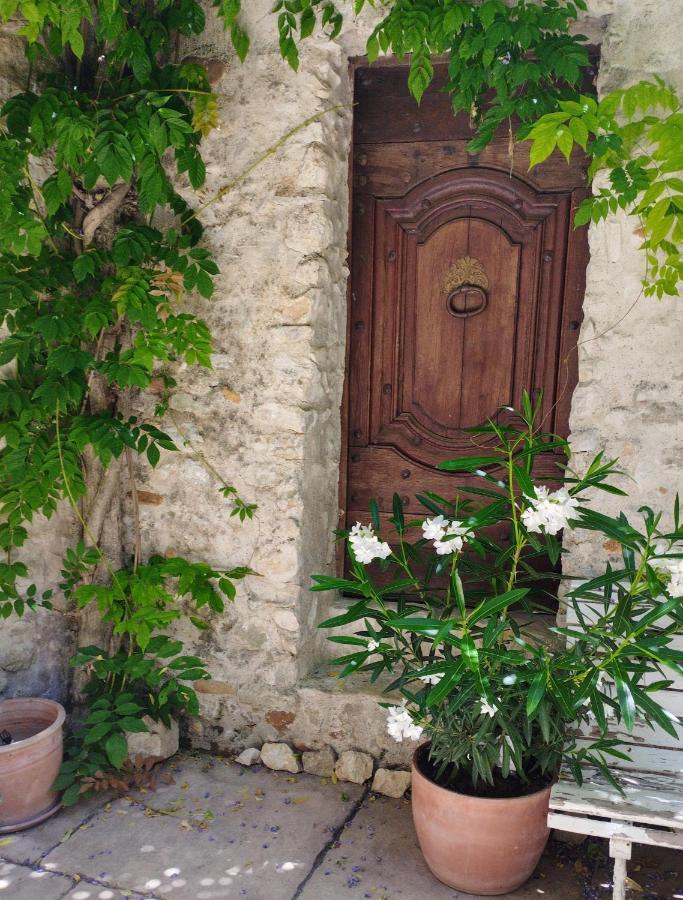 Bed and Breakfast Chez Les Filles Dions Exterior foto