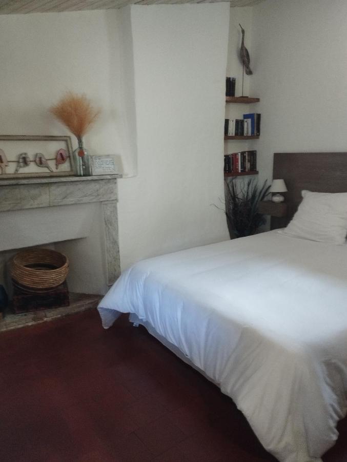 Bed and Breakfast Chez Les Filles Dions Exterior foto